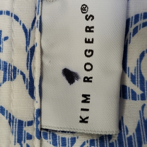 Kim Roger's button-down casual blouse blue and white print. Large, cotto… - Picture 7 of 7